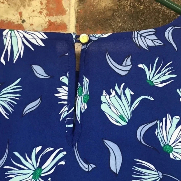 Liz Claiborne Floral Double Ruffle Sleeves Blouse - Picture 7 of 9